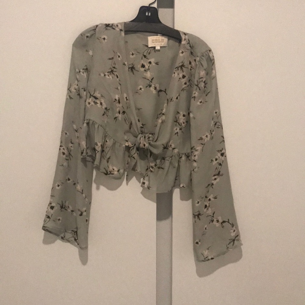 Brand new cold stone fox top